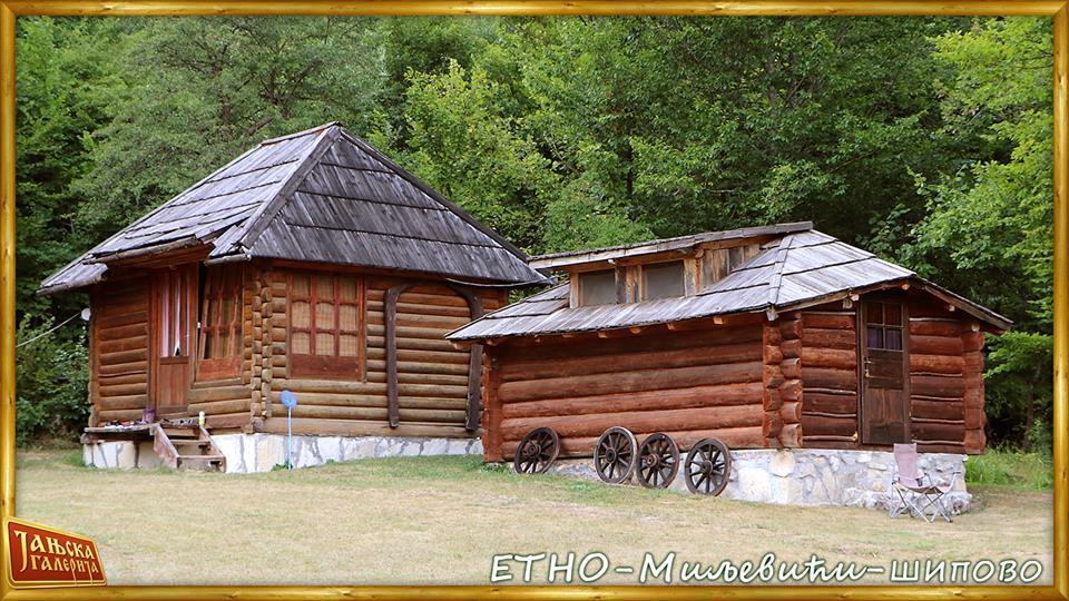 Hotel Etno Kuce Miljevic à Sipovo Extérieur photo
