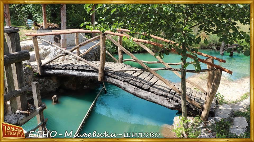 Hotel Etno Kuce Miljevic à Sipovo Extérieur photo