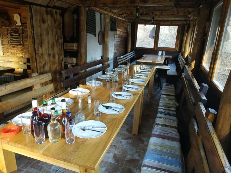 Hotel Etno Kuce Miljevic à Sipovo Extérieur photo